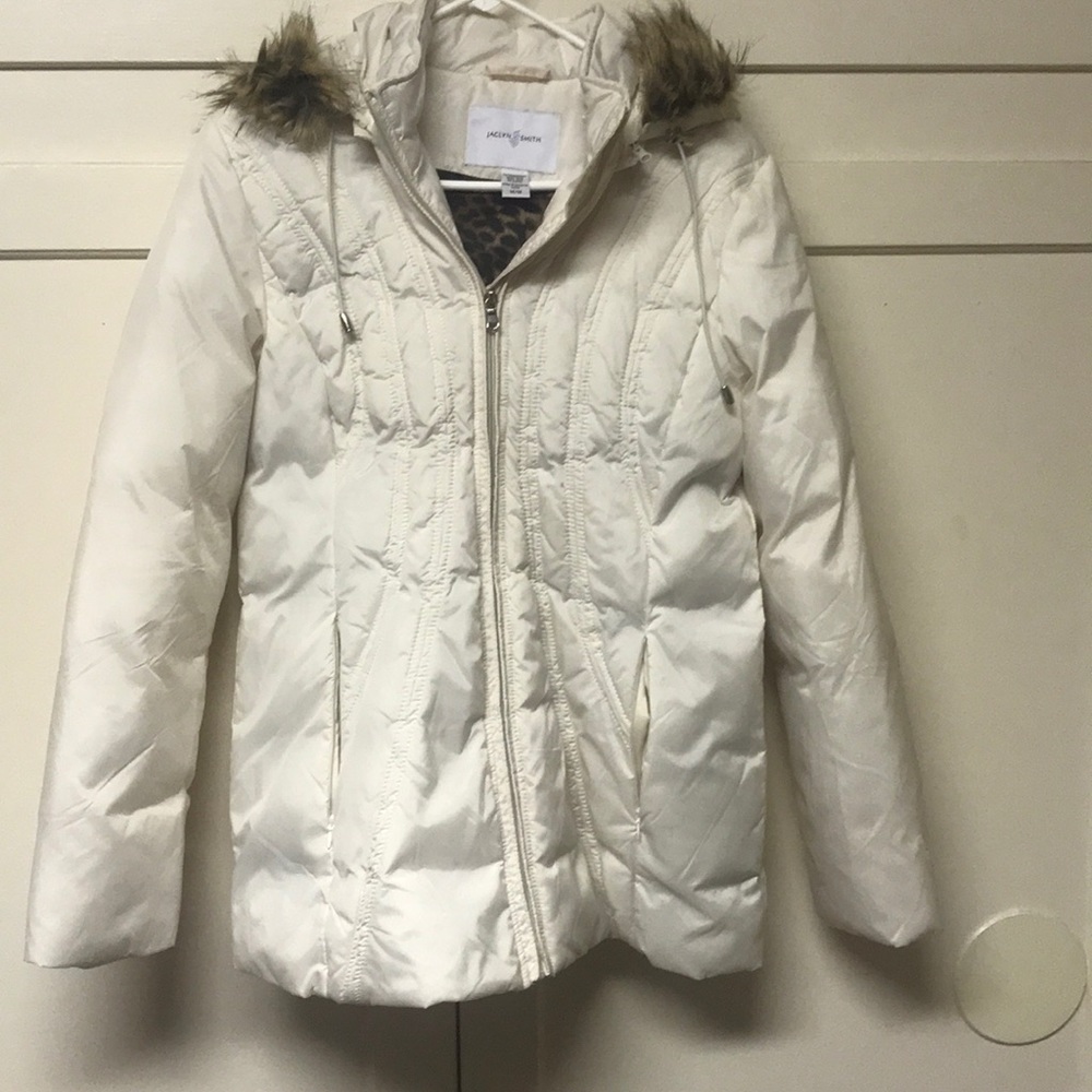 Jaclyn Smith jacket with fur